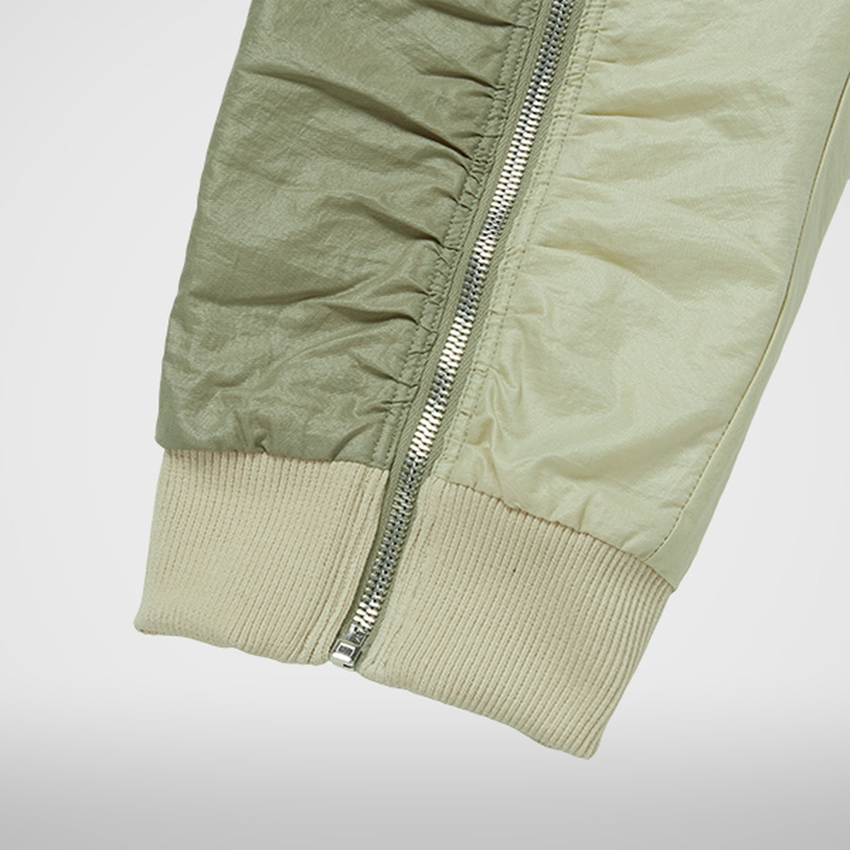 Thug Club Double Flying Bio Pants in beige, view 6 of 8