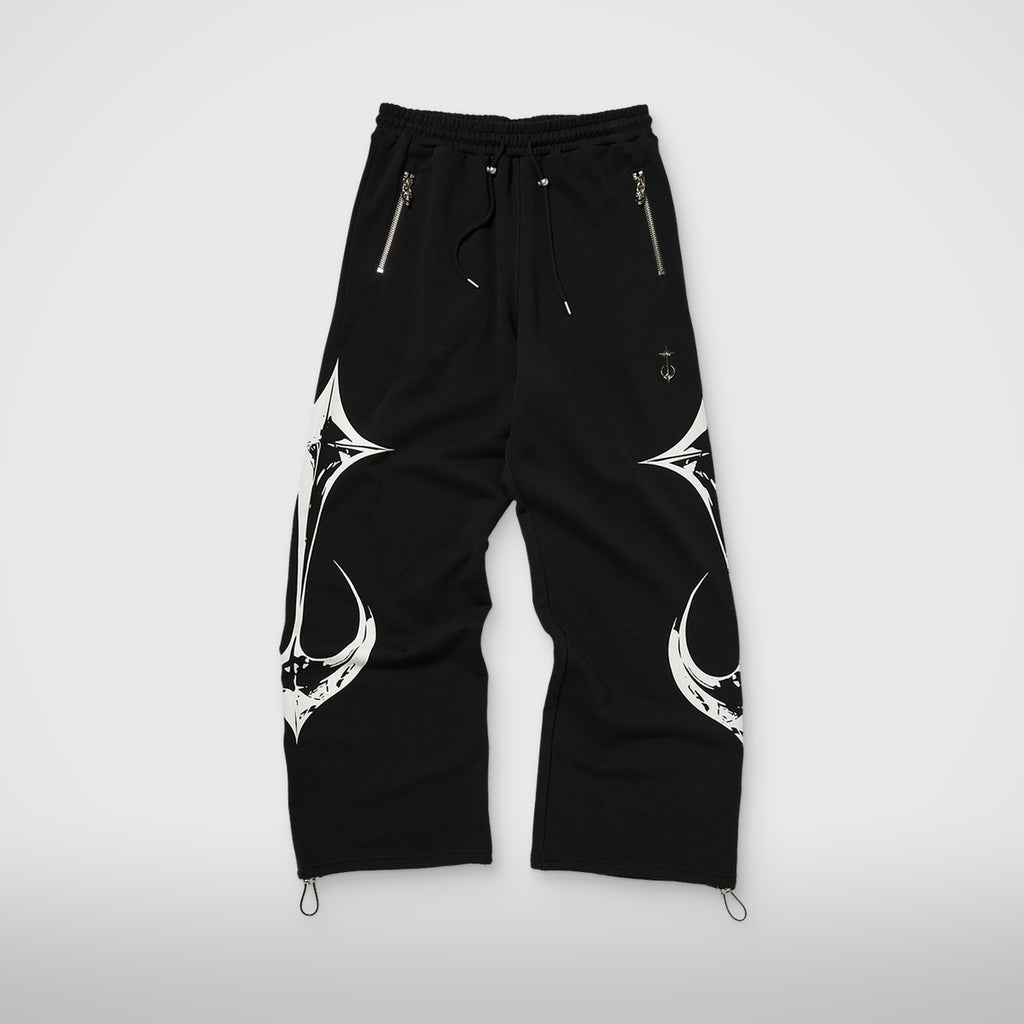 Thug Club Armed Sweatpants in black