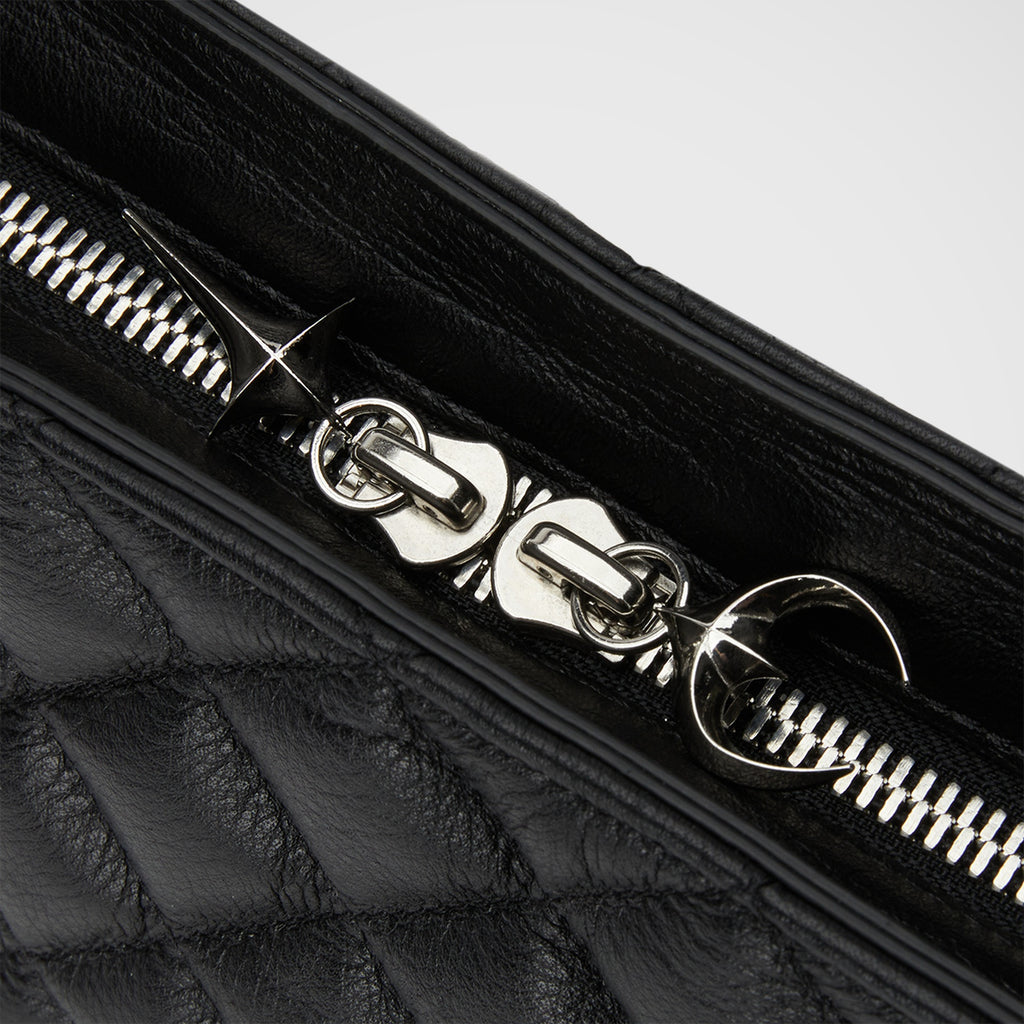 Thug Club TC Quilting Big Chain Bag in black, view 5 of 8