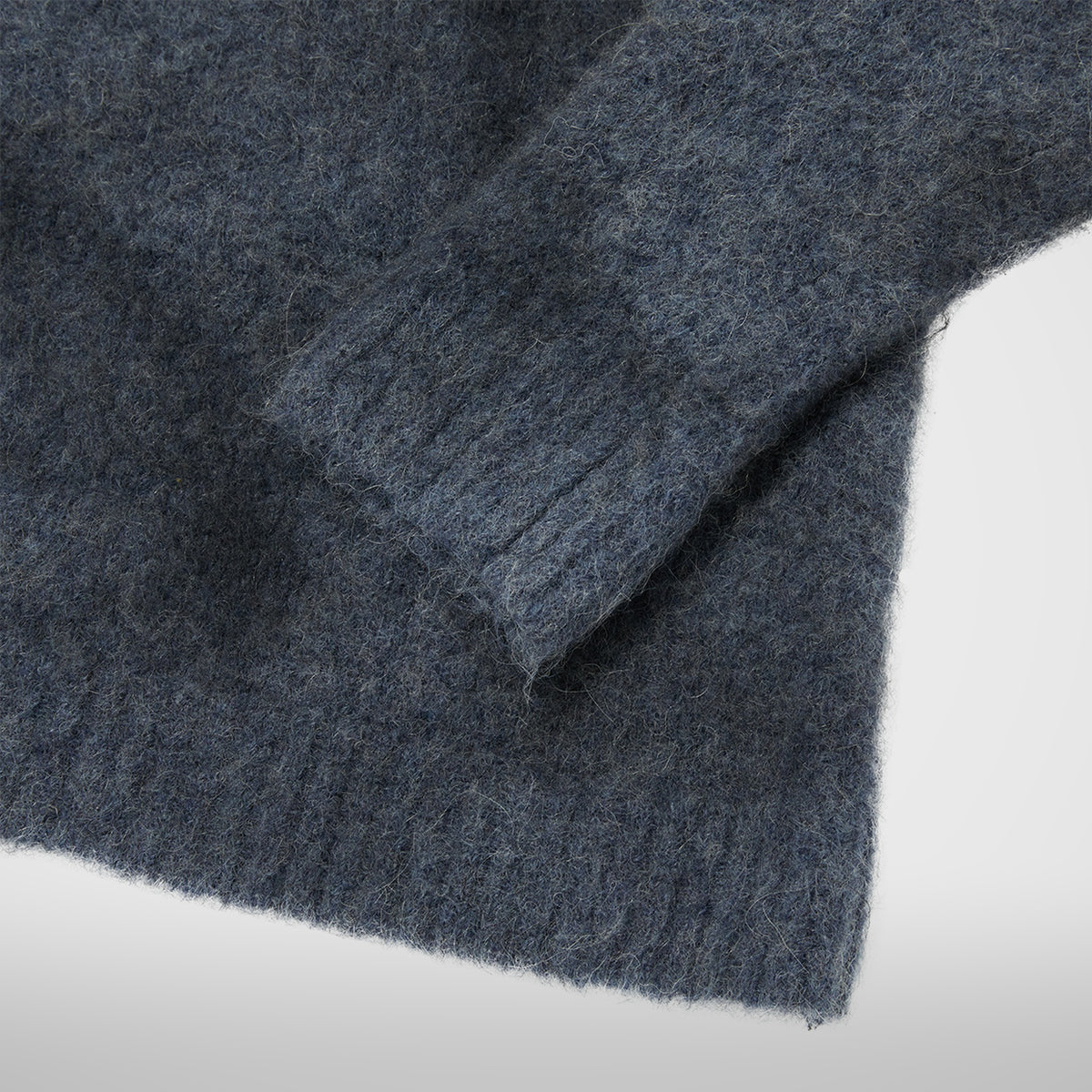 Thug Club Softcore Cardigan in blue, view 4 of 4